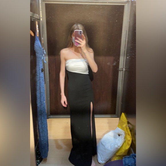 Asymmetrical Black and White Formal Dress - Picture 5 of 6